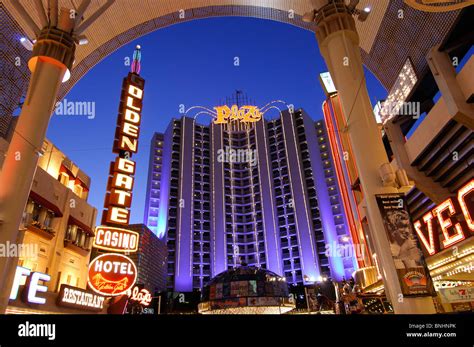 hotels in vegas on fremont street.